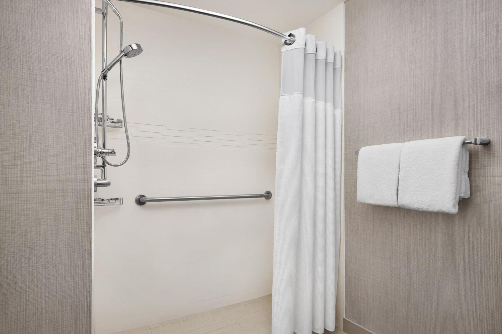 Residence Inn By Marriott Philadelphia Langhorne Exterior foto